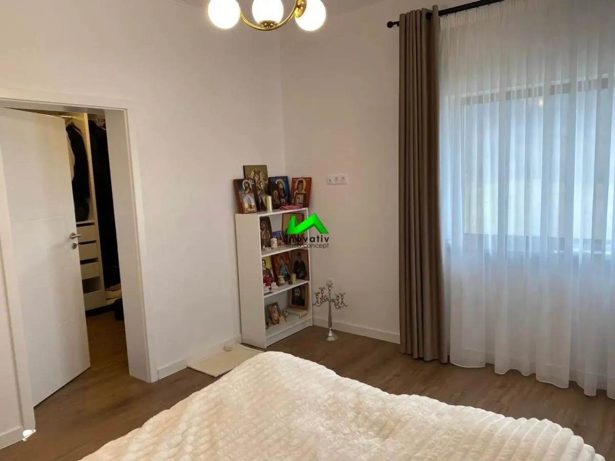 Casa de vanzare 5 camere Cisnadie/ Cisnadioara - foto 14