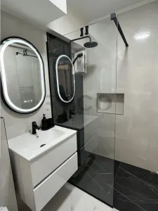 RECO Apartament  de inchiriat cu 2 camere-lux -centru - foto 16