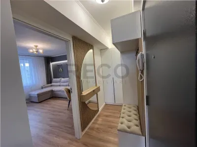 RECO Apartament  de inchiriat cu 2 camere-lux -centru - foto 17