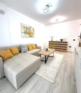 Garsoniera | 2 MINUTE Metrou Berceni | 37,70 mp | 68.000 â‚¬ - Popesti-Leordeni