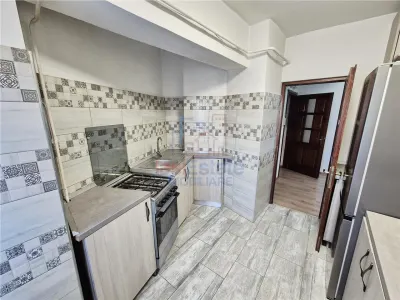 Apartament cu 4 camere de Inchiriat zona Palas Mall - foto 10