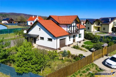 Casa primitoare si apreciabila, areal cu liniste, gradina frumoasa, Sancraiu,Szalomer Covasna - Sancraiu