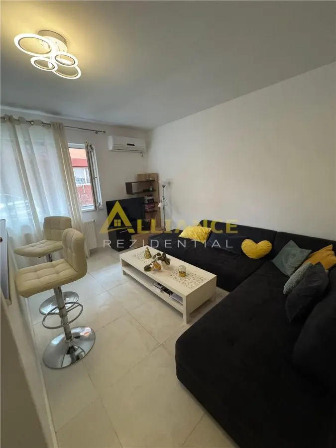 Metrou Aparatorii Patriei Apartament 2 Camere Mobilat/Utilat - foto 1