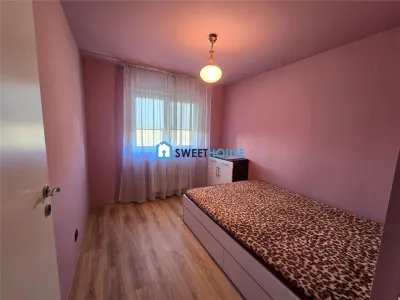 Apartament cu trei camere zona centrala - foto 6