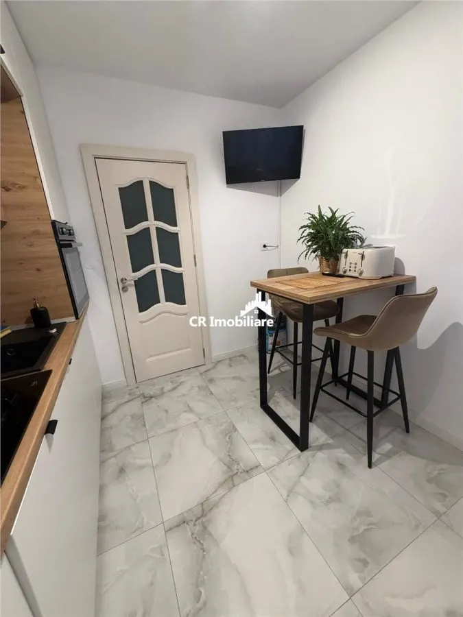 Apartament 3 camere Ozana renovat - foto 2