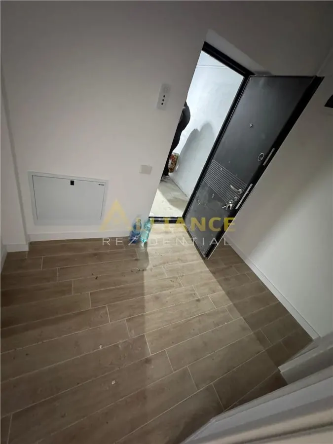 Garsoniera decomandata [ 750m Metrou Berceni ] - foto 6
