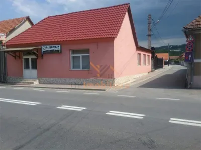 SPATIU COMERCIAL GROSI  400 MP - Grosi