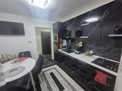 Totul Nou 3 camere transformat in 2,  confort 2, Hipodrom , etaj 1 - Braila