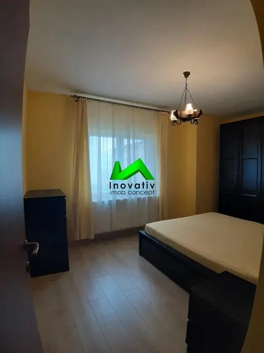 Apartament de inchiriat 3 camere Sibiu Piata Cluj - foto 2
