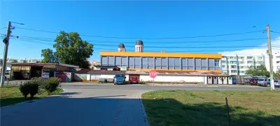 2 Complexuri multifunctionale de inchiriat â€“ ultracentrale Moldova Noua - foto 3