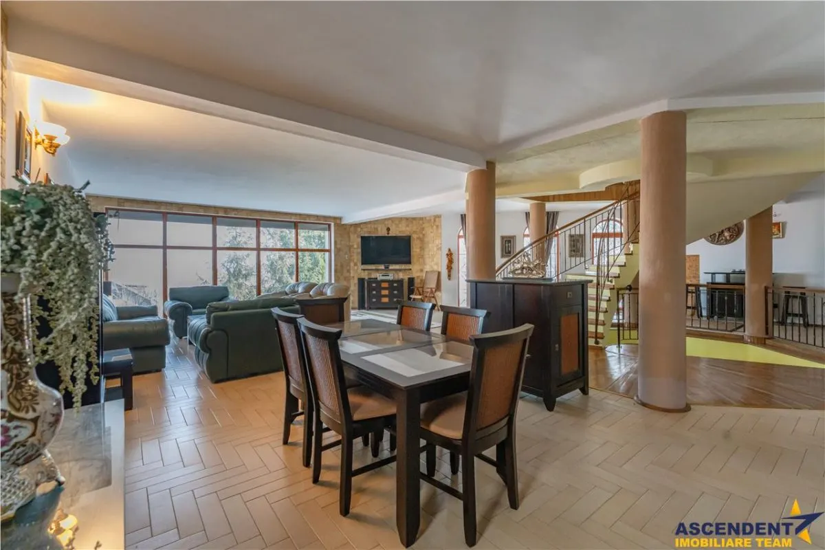Castelariu:spectacol panoramic,locatie prestigioasa,exclusivist confort,Central, Brasov - foto 14