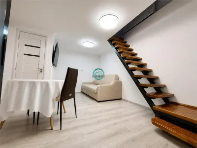 Garsoniera pe 2 niveluri de inchiriat, zona semicentrala - Targu Mures