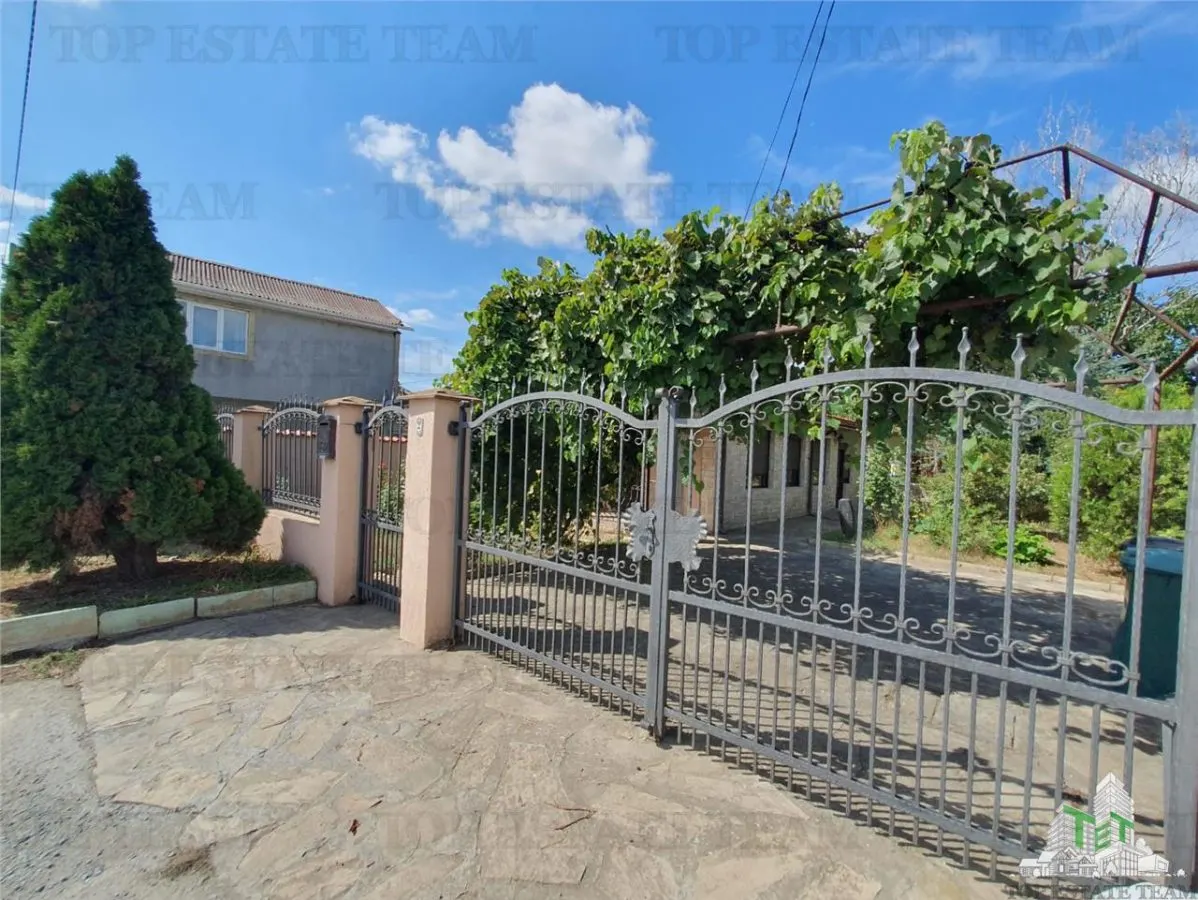 Casa individuala superba si teren generos TechirghiolÂ  - foto 9