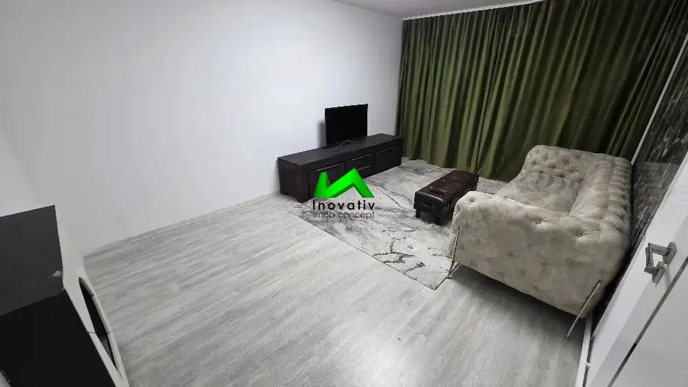 Apartament de inchiriat 3 camere Sibiu Terezian - foto 1