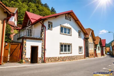 Casa individuala:rezidential/servicii/ investitional,Centrul Istoric Medieval Brasov - Brasov