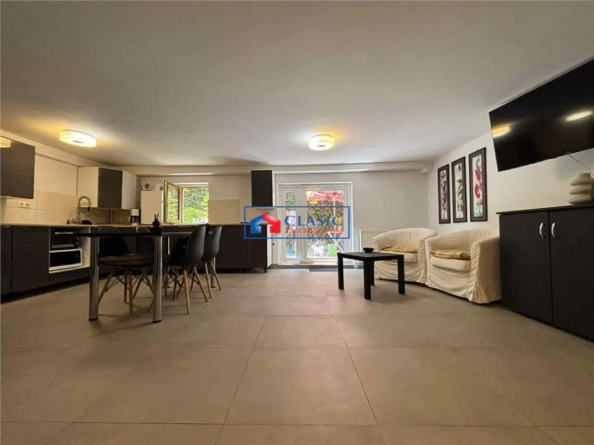 Vanzare apartament 3 camere bloc nou cu gradina de 70 mp in Manastur- zona Campului - foto 1