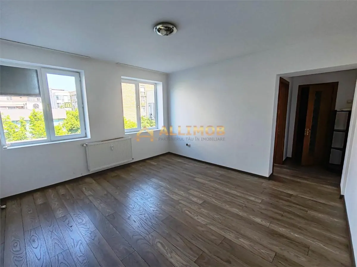 Apartament 2 camere in Ploiesti, zona ultracentrala - foto 1
