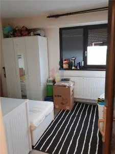 Partial Mobilat - Utilat 3 camere, zona Bariera,etaj 6 - foto 7