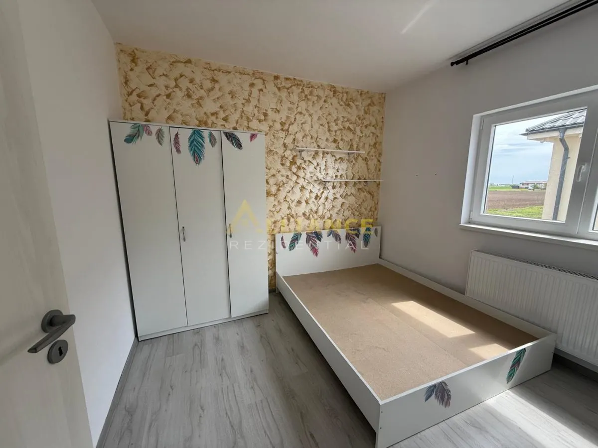 Vila individuala P+1E - 4 camere - 2 bai - teren 560mp - - foto 8