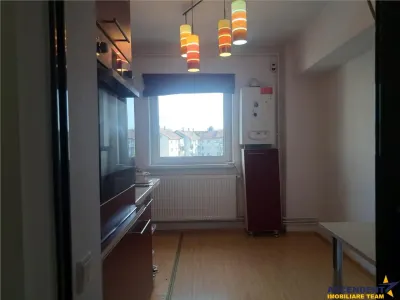 Apartament generos 3 camere de inchiriat, in zona apreciabila, Nicolae Iorga, Sf. Gheorghe - foto 2