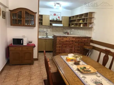 CASA LA CHEIE cu 5 Camere. Parcare si Garaj - Brasov