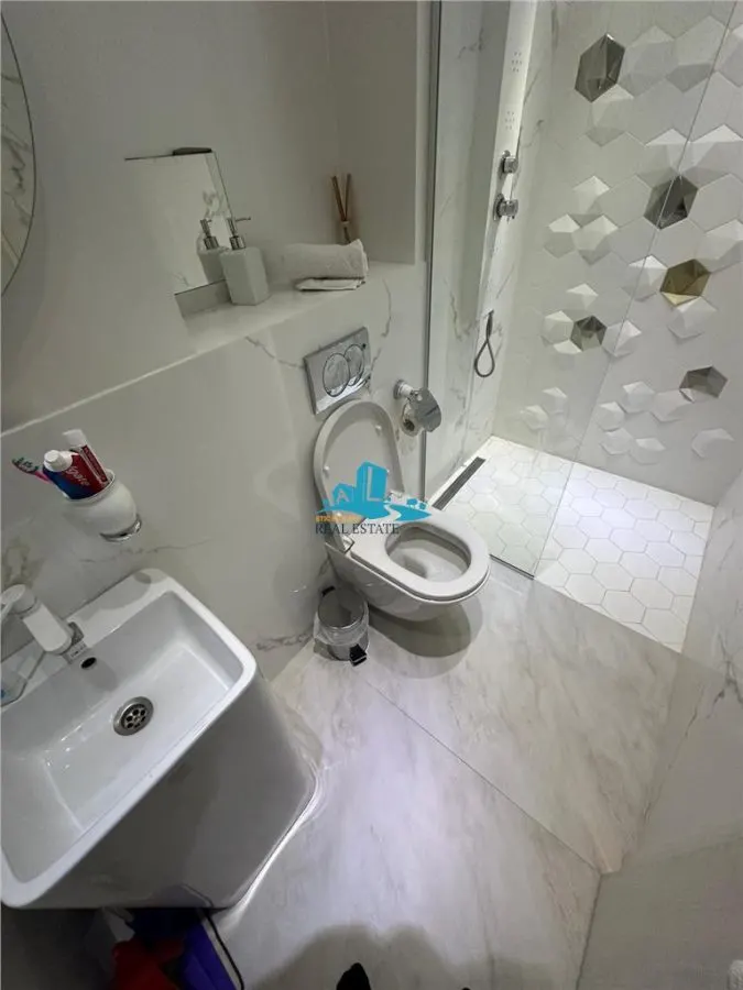 Inchiriere apartament 2 camere, 75mp, 2 bai, bloc 2015, parcare - foto 6