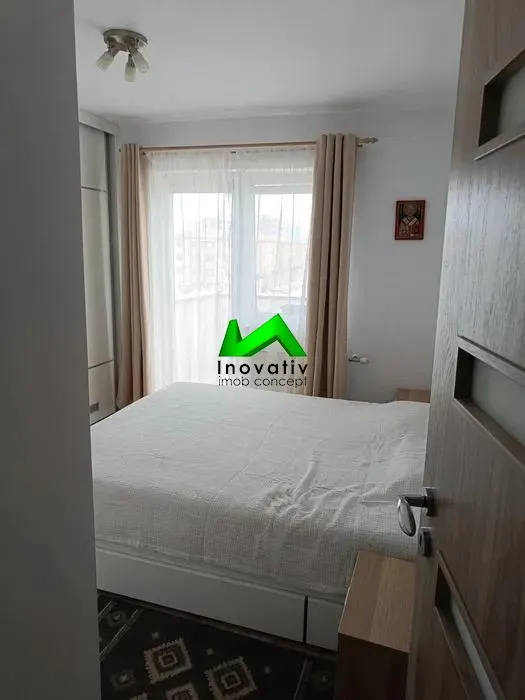 Apartament de vanzare 3 camere Sibiu Calea Surii Mici - foto 3
