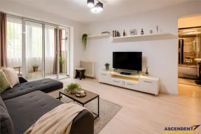 Apartament 2 camere, echipat, balcon, areal cu atmosfera linistita, Central, Covasna. - Covasna