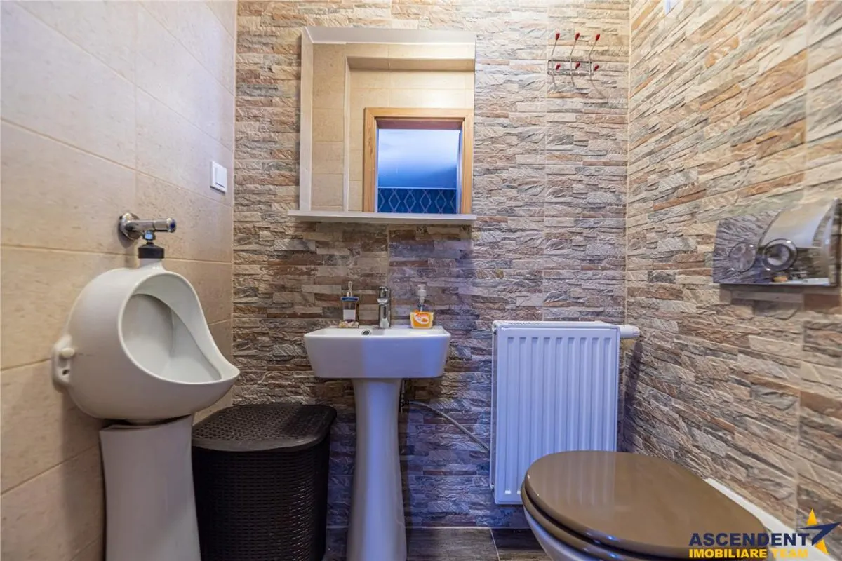 Apartament deosebit in zona Coresi, terasa mare, parcare, boxa, Tractorul, Brasov - foto 11
