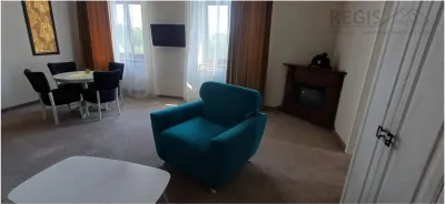 Apartament 5 camere la vila Calea  Poienii - foto 10