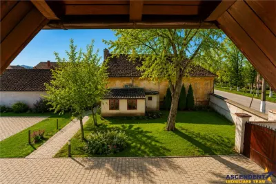 Sediu firma/ rezidential, pe domeniu de 2.240 mp teren,Central, Halchiu, Brasov - foto 24