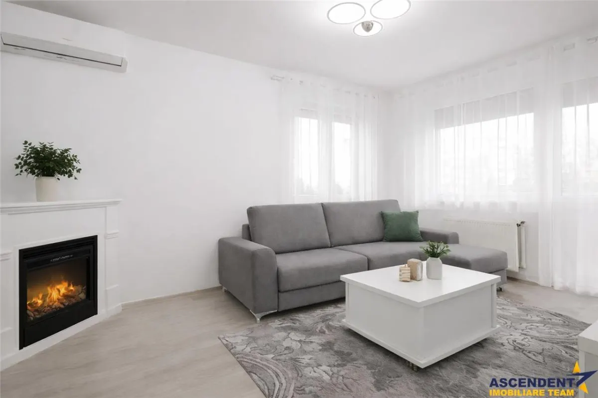 TUR 3D! Decomandat,mobilat,accesorizat, balcon,spatii depozitare,loc parcare, Grandis,Tractorul,Brasov - foto 1