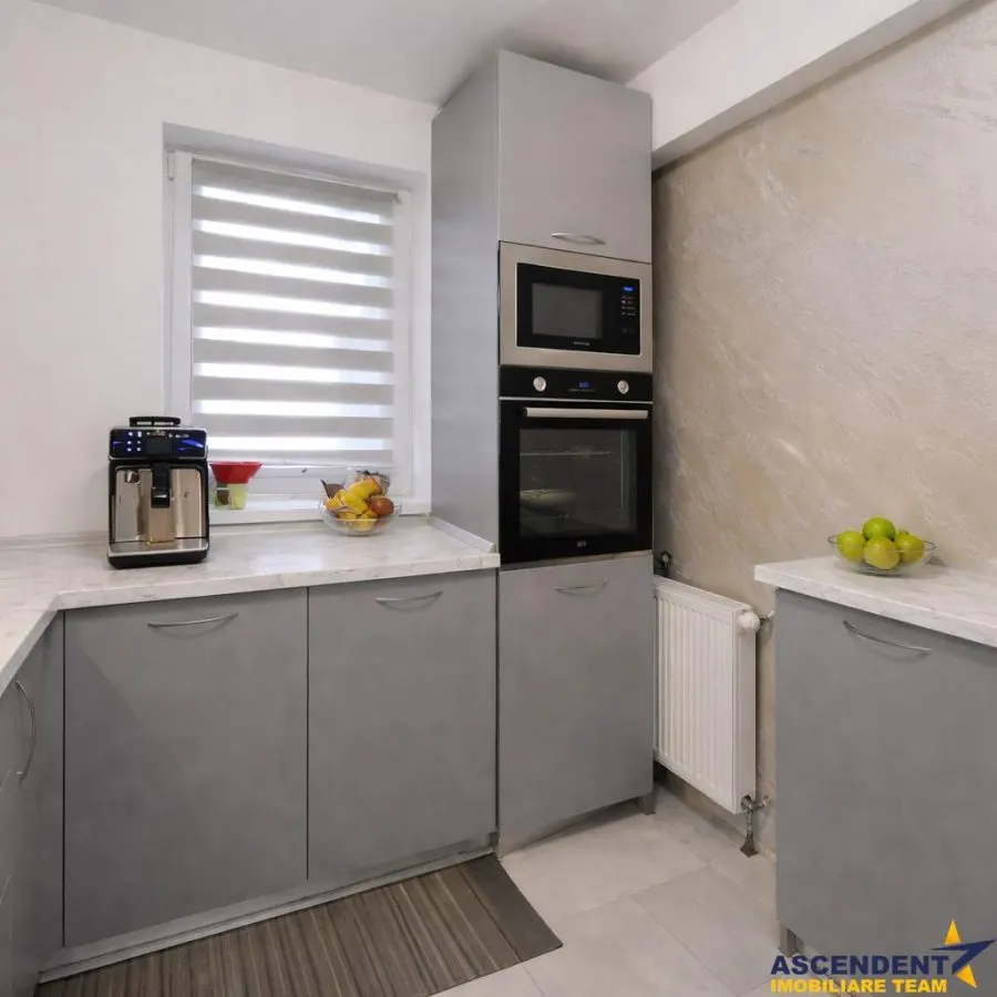 TUR 3D! Decomandat,mobilat,accesorizat, balcon,spatii depozitare,loc parcare, Grandis,Tractorul,Brasov - foto 2
