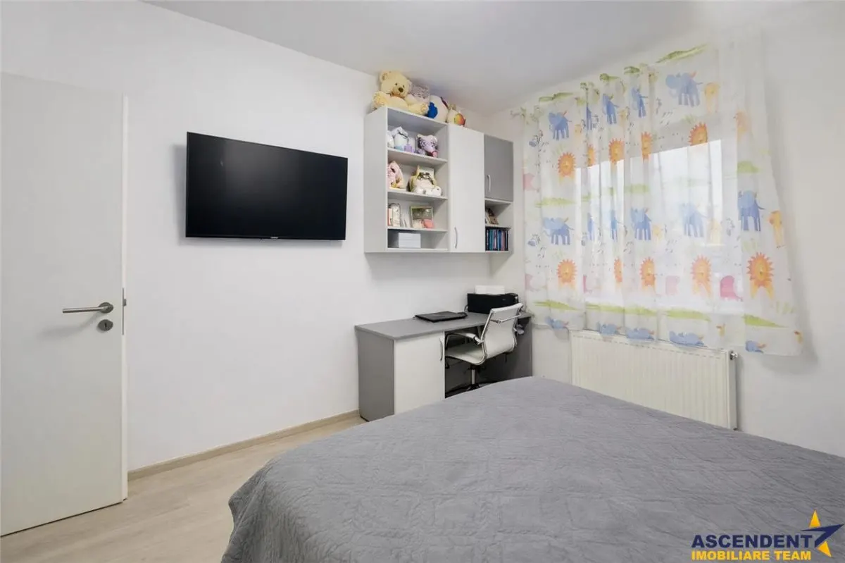 TUR 3D! Decomandat,mobilat,accesorizat, balcon,spatii depozitare,loc parcare, Grandis,Tractorul,Brasov - foto 5