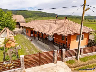 1.200mp teren si casa cu gradina inflorata, aproape de Targu Secuiesc: Belani - foto 20