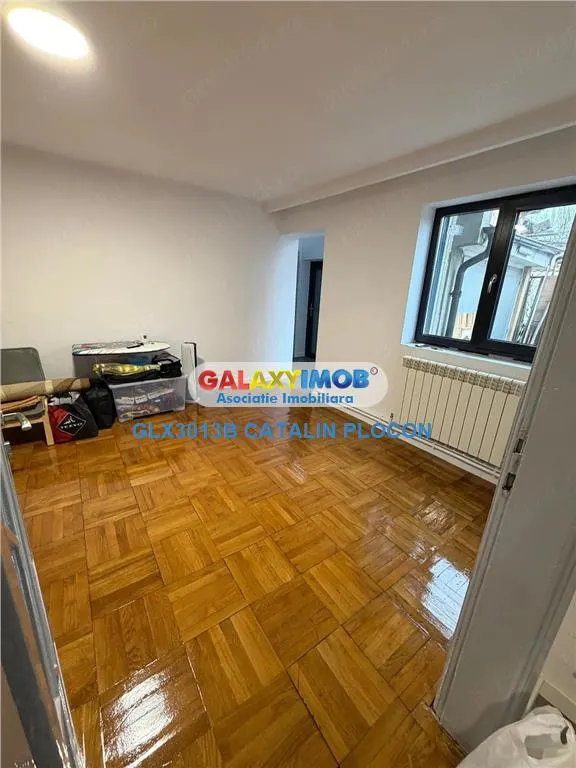 Ofer spre inchiriere casa la curte Bucurestii Noi - foto 4