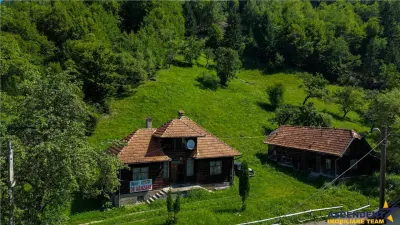 FILM! Proprietate autentica, Bran-Simon, 4.300 mp teren, casa traditionala + anexe - foto 19