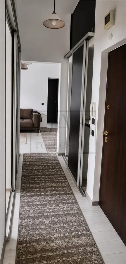 Apartament 3 camere, Ultracentral | Magheru | Metrou Piata Romana 5min - foto 2