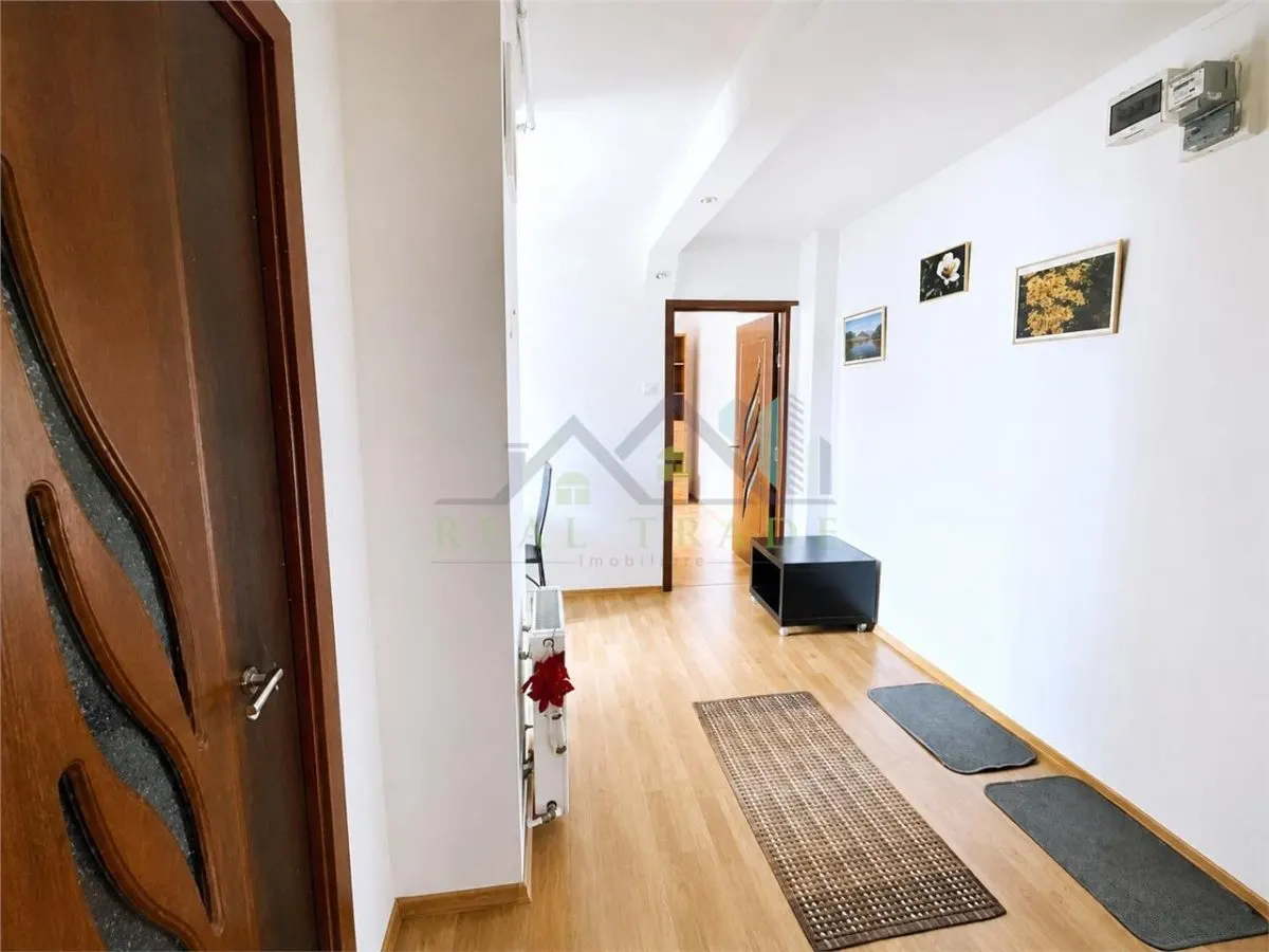 Apartament 2 camere decomandat,  etajul 1 mobilat si utilat , parcare - foto 7
