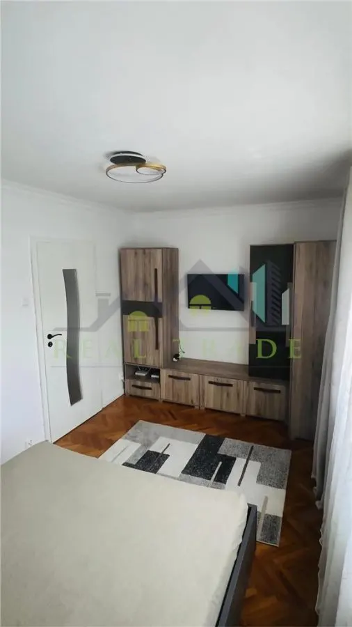 Apartament  2 camere mobilat si utilat zona Astra - foto 5