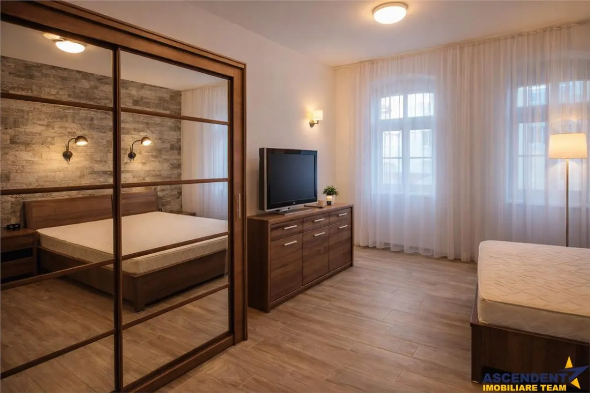 Pet friendly! Garsoniera cocheta si primitoare in Centrul Istoric Brasov - foto 1
