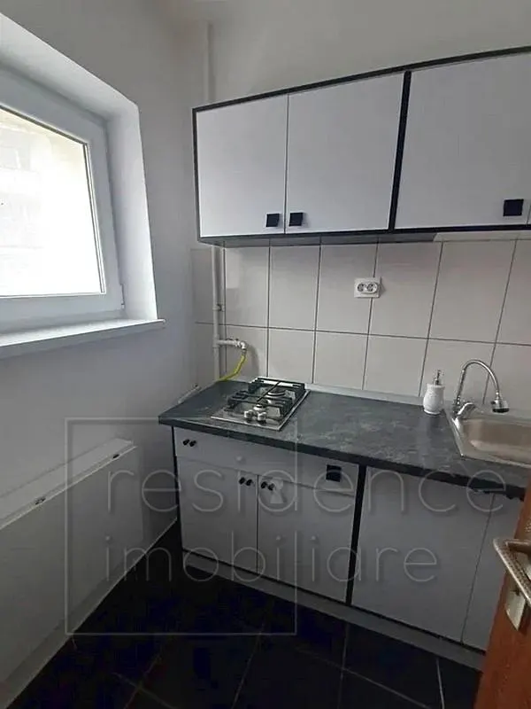 Garsoniera renovata, Marasti, zona Farmec - foto 3