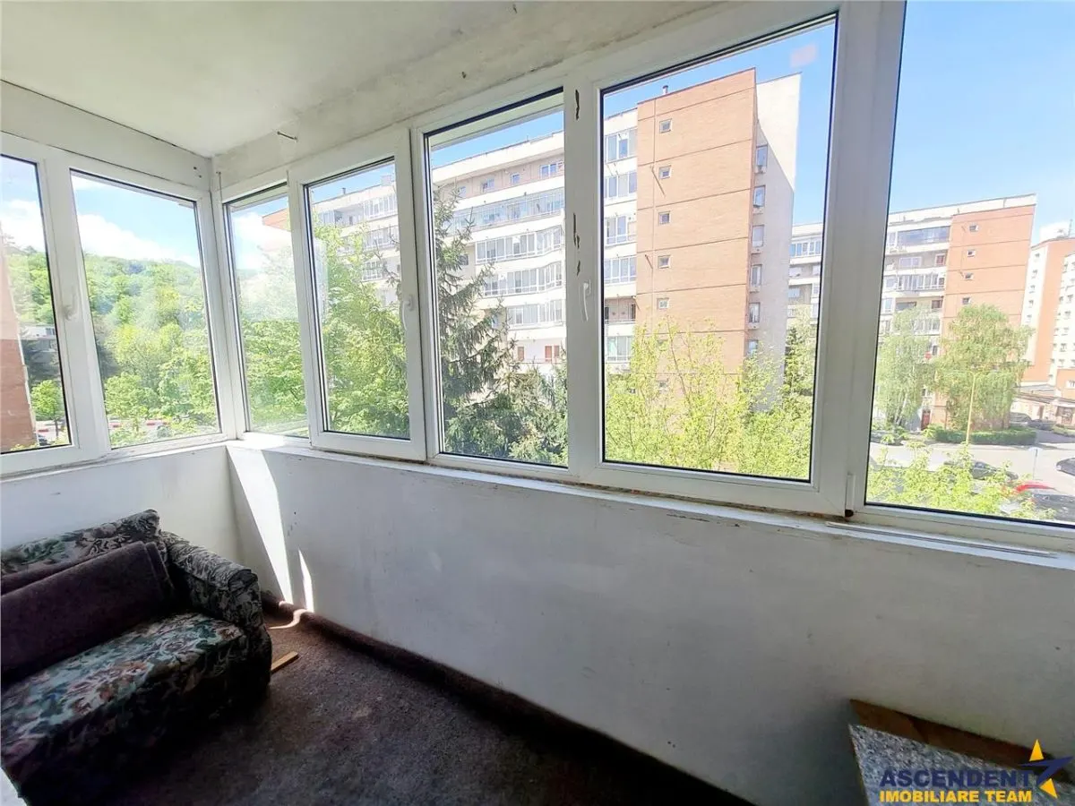 Decomandat, balcon, boxa, spatii verzi, cadru linistit, oportunitate personalizare - foto 11