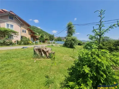 Deschidere spre crestele alpine+ documentatie turistica,4.400 mp de inspiratie naturala - foto 6