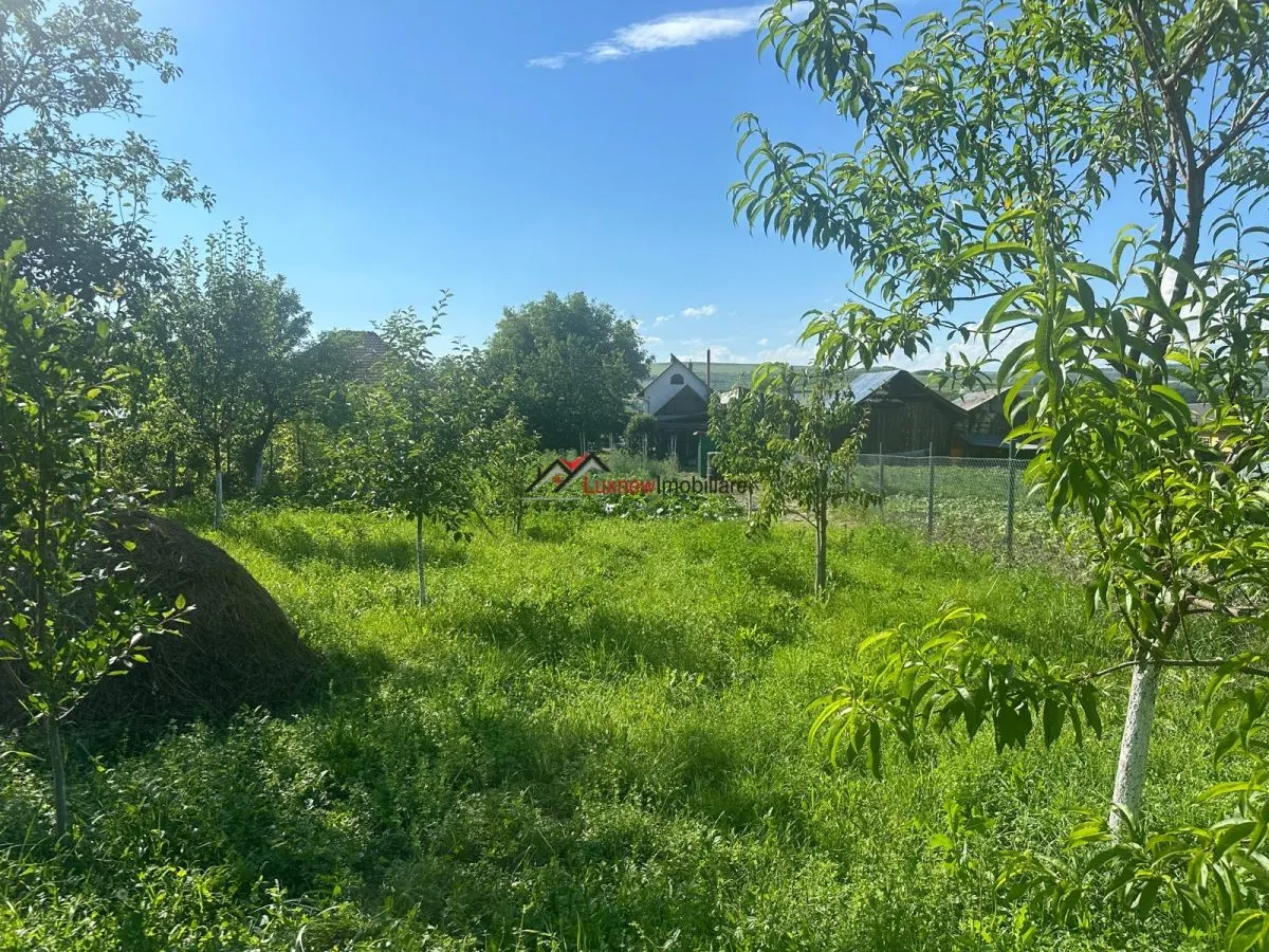 Casa indviduala cu 3 camere, living, bucatarie, 2 bai si mansarda in apropiere de Gherla! - foto 4