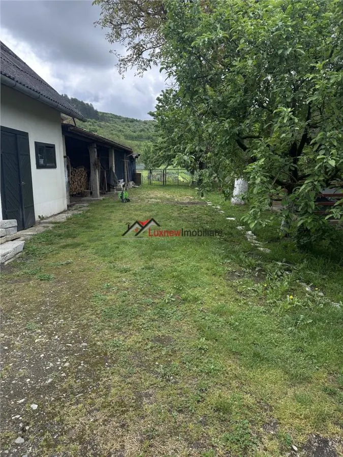 Casa indviduala cu 3 camere, living, bucatarie, 2 bai si mansarda in apropiere de Gherla! - foto 6