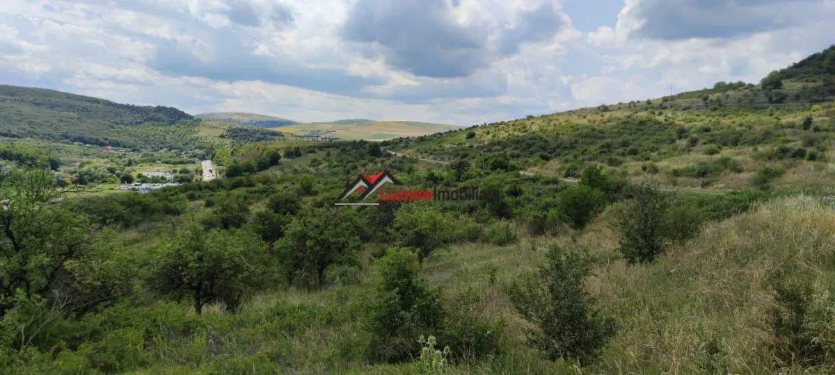 Teren Intravilan 586 mp în Rădaia ! Doar 31.000 â‚¬ ! Zonă în plina dezvoltare! - foto 1