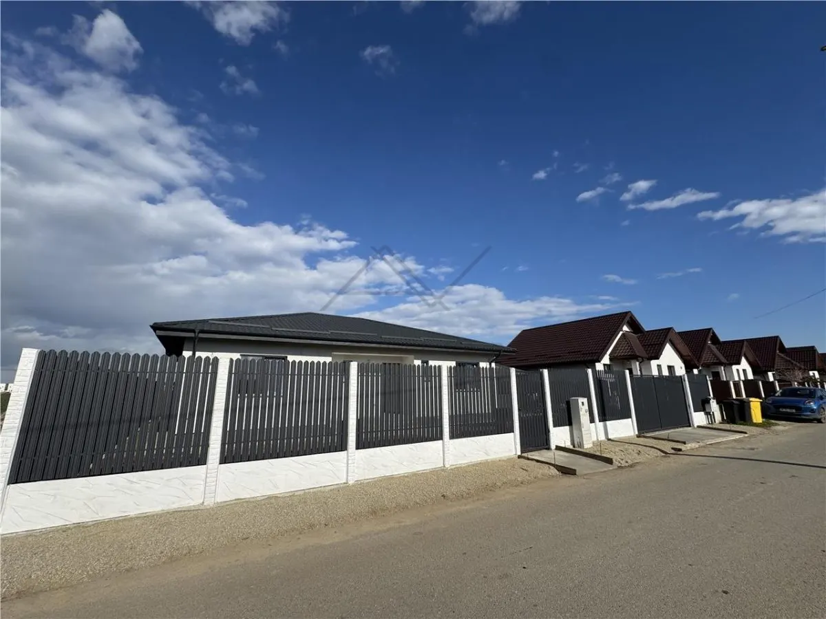 VANZARE VILA | CASA INDIVIDUALA DOMNESTI STRADA ASFALTATA FOISORULUI - foto 7