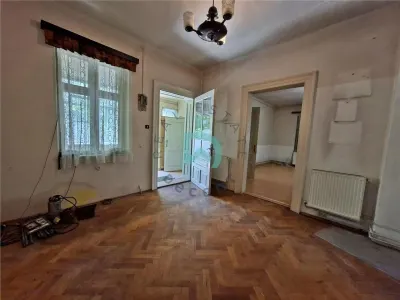 Casa De Mijloc, singur in curte, Brasov - foto 24