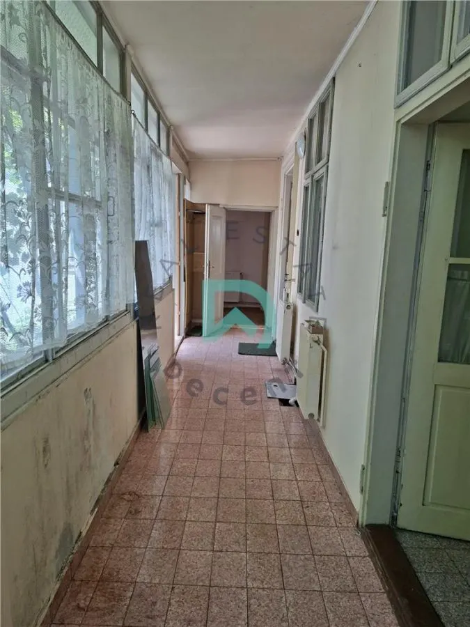 Casa De Mijloc, singur in curte, Brasov - foto 7